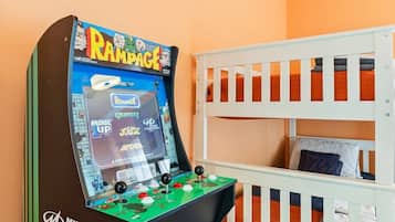 6 bedrooms, iron/ironing board, travel crib, WiFi