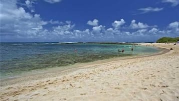 Camastros y toallas de playa