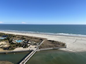 On the beach - New! A True Penthouse-15th Floor-Panoramic View-Gorgeous Furnishings & Upgrades! (Myrtle Beach)