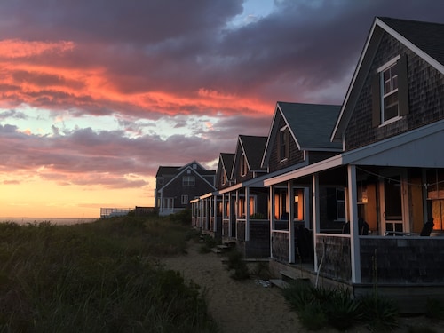 Cottage #8 - Spectacular views of Cape Cod Bay on a private association beach!