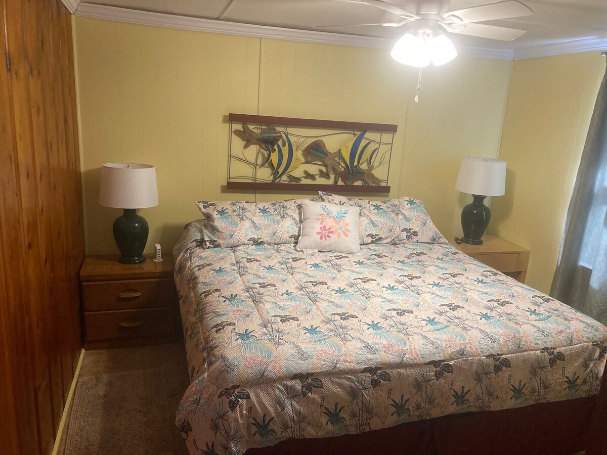 Photo 21 of Pompano Paradise, Sleeps 6 Pet Friendly, Steps to the Beach