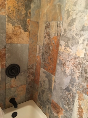 Hair dryer, towels - A couples retreat, hiking trails, horse boarding  available, Desert Hills. (Phoenix)