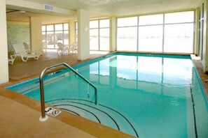 Inomhuspool och uppvärmd pool