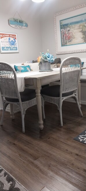 تناول الطعام