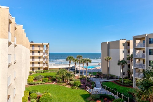 Beachfront - Fabulous Pool And Beach View!!