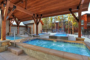Outdoor pool, a heated pool - 2-Bedroom 3-Full Bath condo, just a short walk to Main Street and Ski Lifts (Breckenridge)