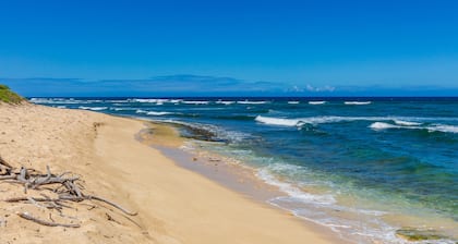 Mokuleia Beach House - Your Escape auf dem Strand!
