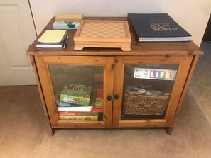 Games room -  Avail Sat and Sun Night for FIBARK! Pet/Multi-Fam Friendly! Central Location! (Salida)