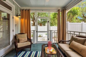 TV, fireplace, ping pong