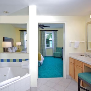 Dusche, Whirlpool, Haartrockner, Handtücher