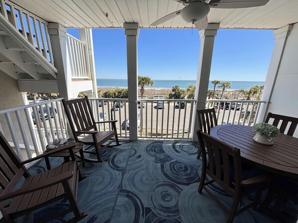 Outdoor dining - Beach Front Condo on the Strand, 101 Steps to the Beach STR2021-00204 (Tybee Island)