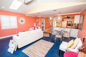 Smart TV, stereo - A bit of Key West in New Port Richey: Bright Home w/ Pool & Boat Dock Access! (New Port Richey)