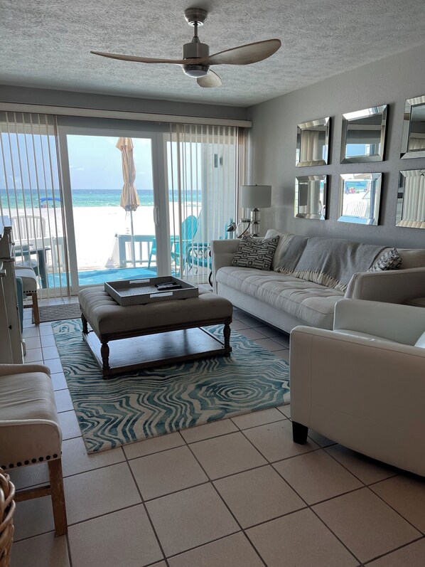 Smart TV, DVD player, books