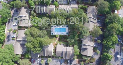 4 BR Villa - kävelymatkan päässä rannalta, ostosmahdollisuuksista ja ravintoloista - uima-altaan pääsy