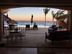Outdoor dining - Casa Rodriguez Luxury Ocean Villa on Soft Sand Beach | Concierge & Staff  (El Cardonal)
