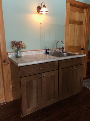 Interior - A perfect, quiet baseball rental in the woods near Cooperstown, NY (Hartwick)