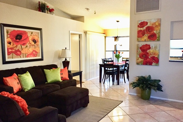 Open Floor Plan with High Ceilings make this comfy home feel big!