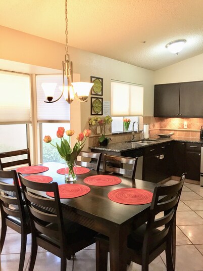 Fantastic Home in Perfect Location - 2 Master Suites 