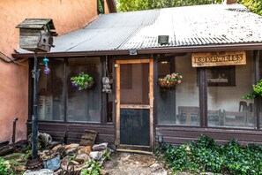 Exterior detail - Escape the crowds for healthy, family outdoor fun (Lincoln)