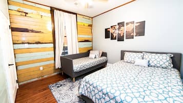 4 bedrooms, iron/ironing board, travel cot, WiFi