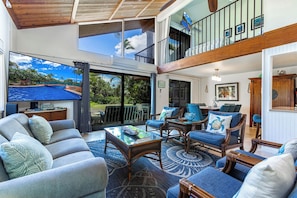 Smart-TV, DVD-Player, Tischtennisplatte