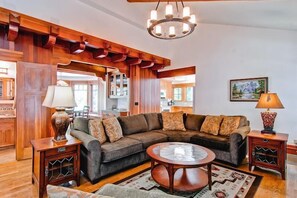 TV, fireplace, DVD player