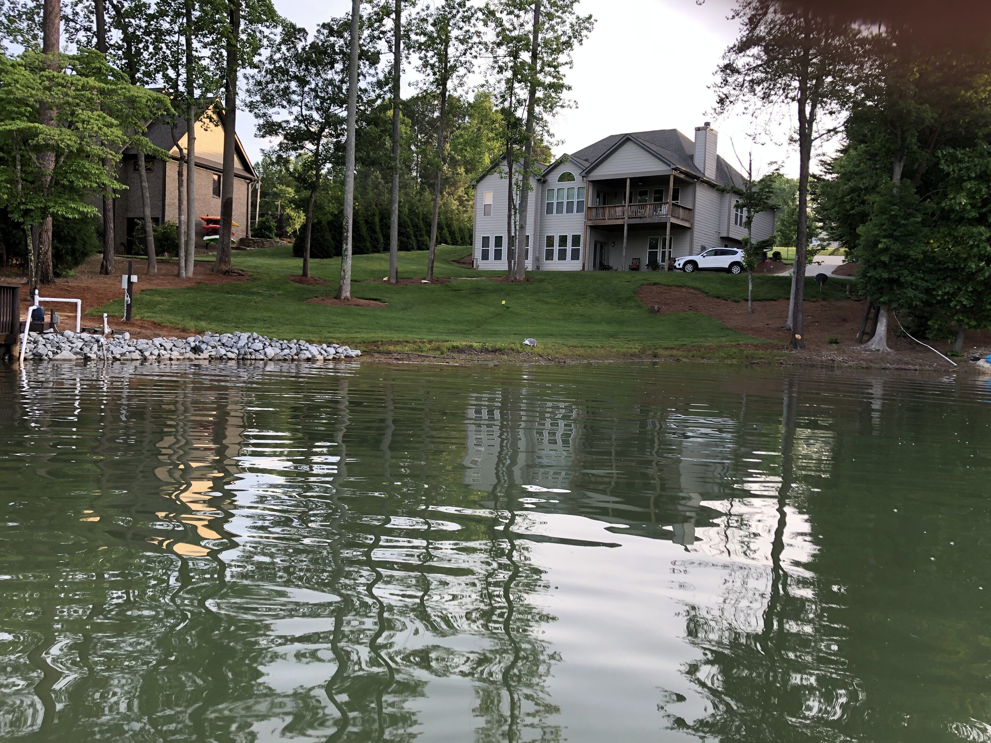 Beautiful Lake Front Home-2 Full Kitchens
