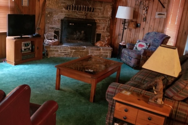 Inviting living room with gas fireplace. Plenty of room for family
