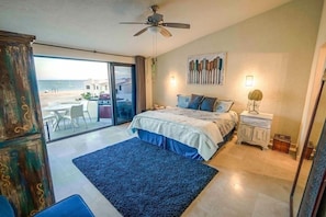 2 habitaciones, tabla de planchar con plancha, cuna de viaje y wifi