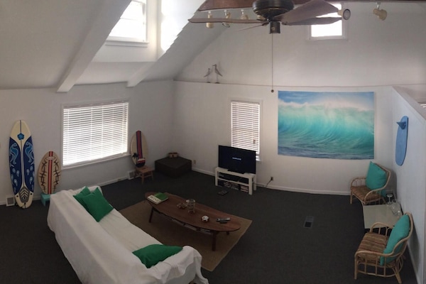 リビング エリア