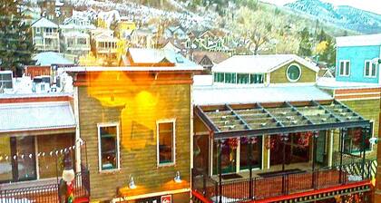 Ski Condo on Main Street Park City - 1BR/1BA. Walk to Lifts & Dining