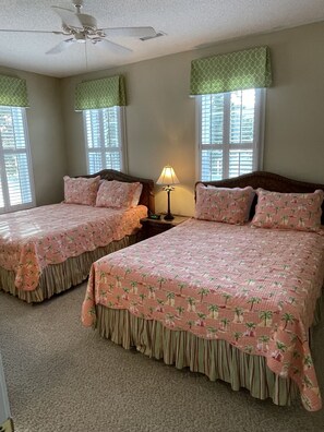 4 bedrooms, iron/ironing board, WiFi