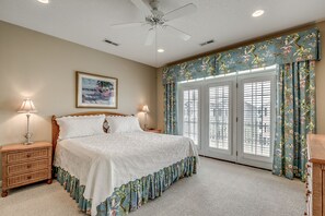 4 Schlafzimmer, Bügeleisen/Bügelbrett, WLAN