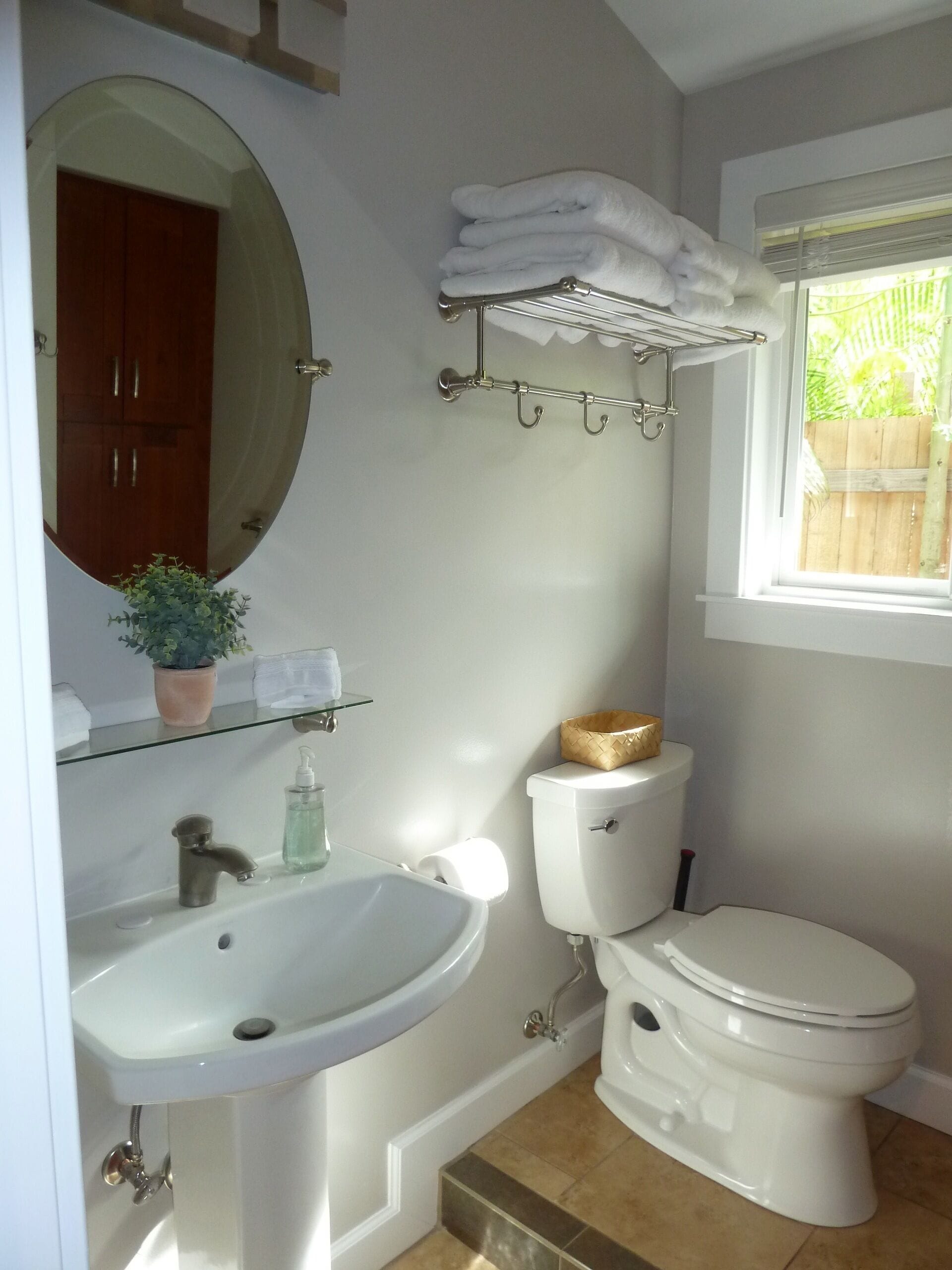 Hair dryer, towels, toilet paper