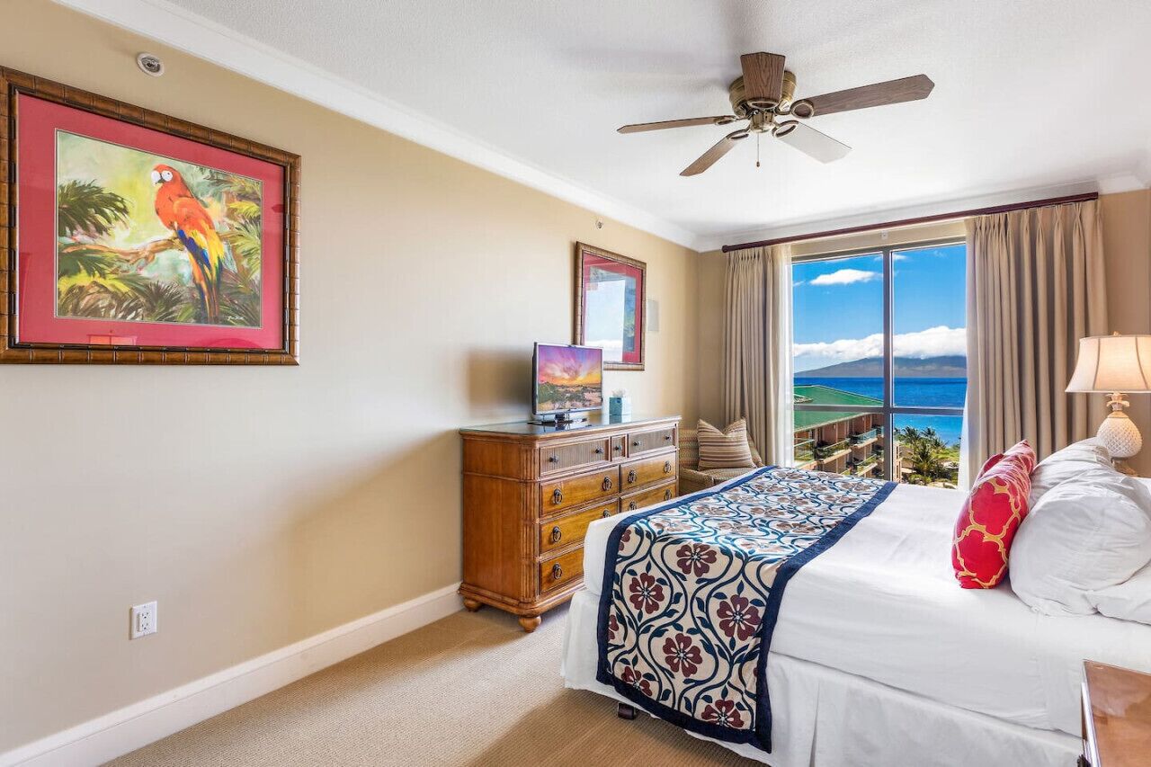 3 bedrooms, iron/ironing board, travel crib, free WiFi