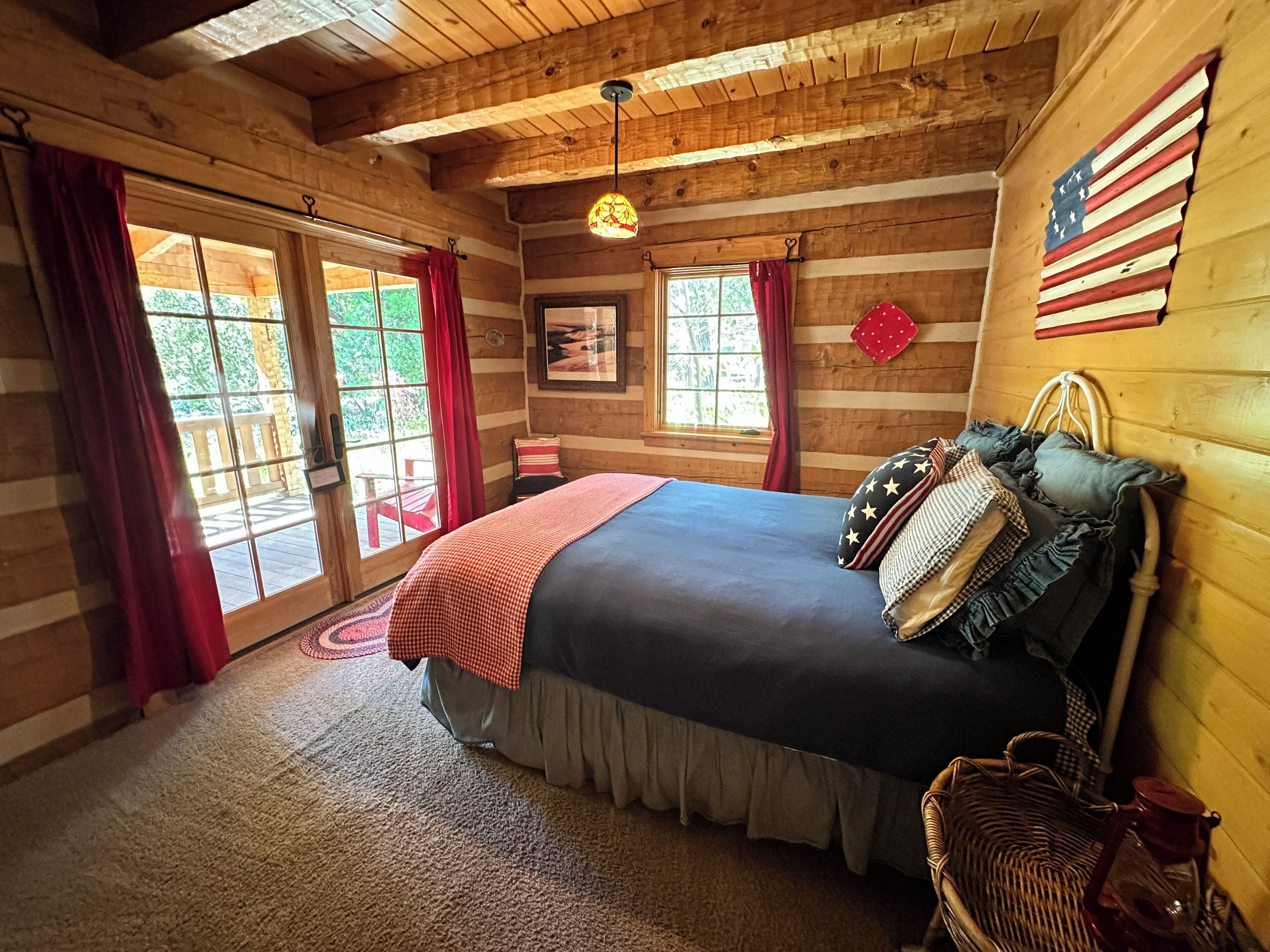 3 bedrooms, iron/ironing board, travel cot, free WiFi