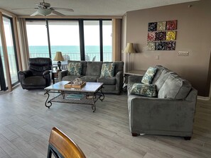 Smart TV, DVD player, stereo