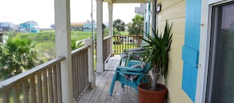 Casa Carmen - Beachside- 3 bedroom 2 bath home sleeps 9.