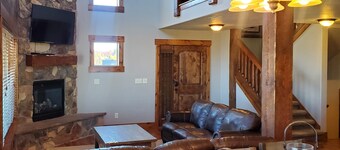 Beautiful Bear Lake Family Retreat