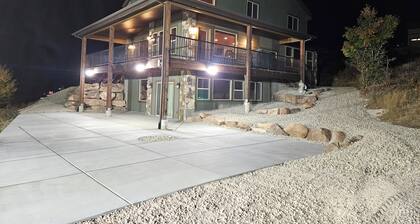 Kaunis Bear Lake Family Retreat