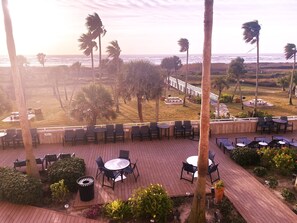 Outdoor dining -  1-br 2balcony Galvestonian condo directly on beach! No highway! Close to Strand (Galveston)