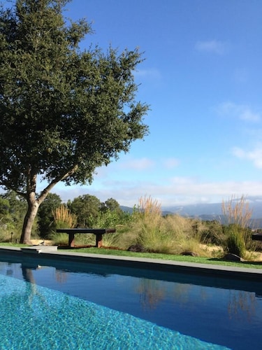 Beautiful, Historic Guest Ranch with Modern Amenities