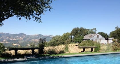 Hermoso e histórico rancho para huéspedes con modernas comodidades