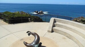 A concrete staircase leading to a viewing platform overlooking the ocean. -  Laguna Home at Shaw's Cove, Ocean View, Quiet street, Short walk to beaches



 (Laguna Beach)