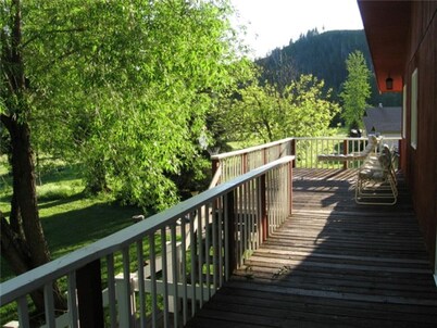 Club Ted , 5 minutes from Glacier Park Entrance.