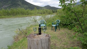 Property grounds - Club Ted , 5 minutes from Glacier Park Entrance. (West Glacier)