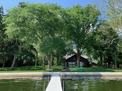 Private Lakefront Acre and 4br Log Cabin -
