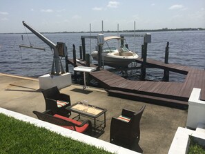 Terrace/patio - Casa Del Rio, Tropical Resort Feel, Breathtaking River Views, Large Pool & Dock (Cape Coral)