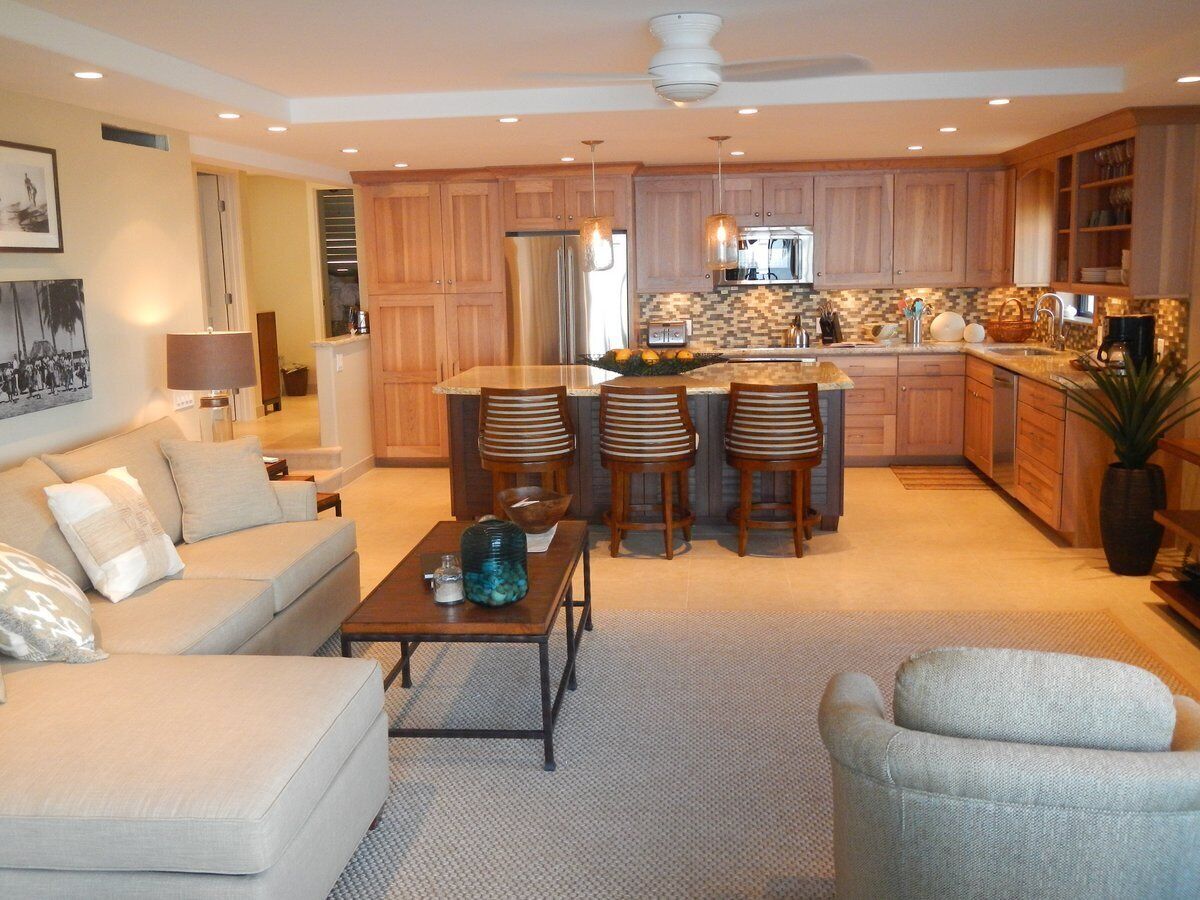 Smart TV, DVD player, stereo