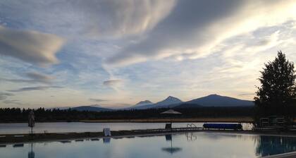 Your home away from home at Black Butte Ranch!